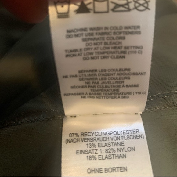 Lole ‘Sabrina’ army green lightweight activewear jacket - Picture 9 of 9